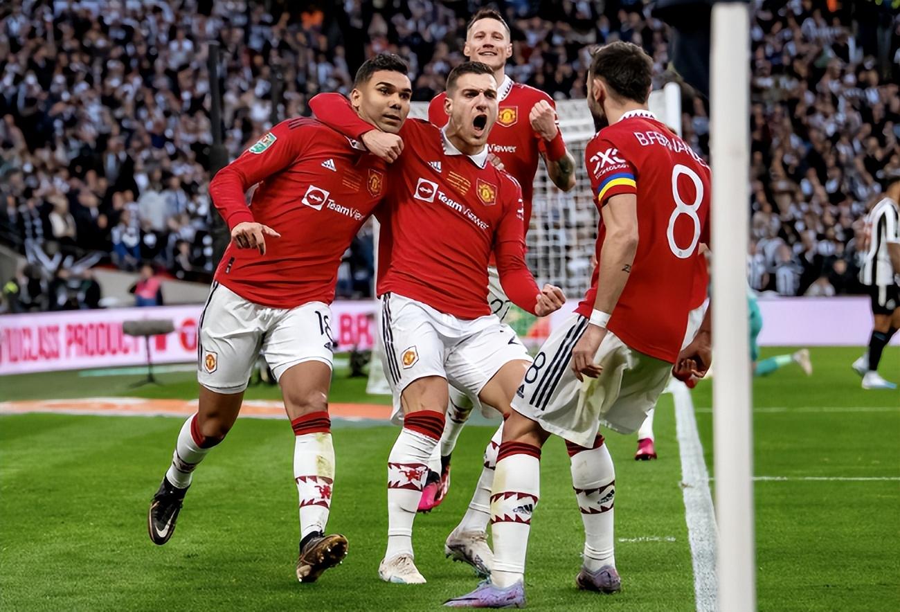 亚博体育-冲刺阶段足总杯传出新动向；曼联手感冰凉；管理层表态——底气十足；细节决定成败的简单介绍-亚博体育